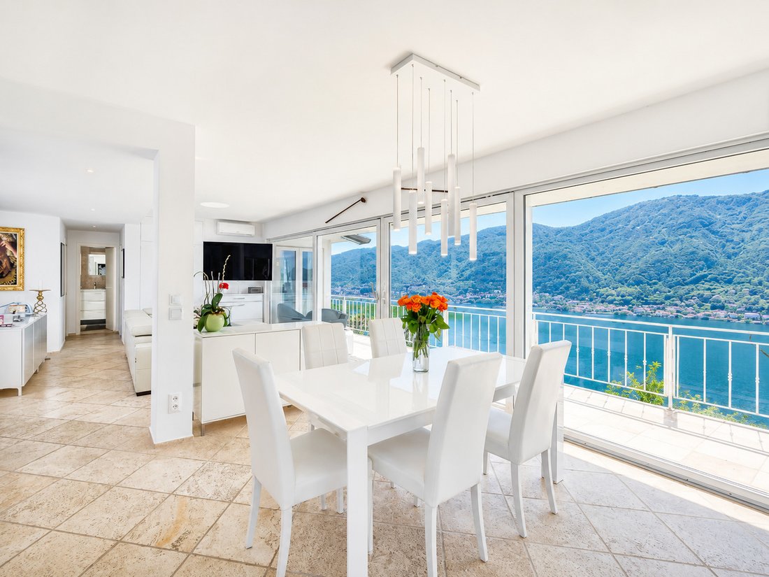 Villa in Morcote, Ticino, Switzerland 1 - 18523400
