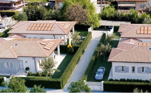Villa in Pietrasanta, Tuscany, Italy 1