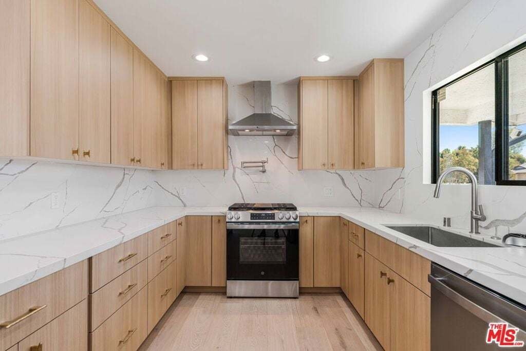House in Los Angeles, California, United States 4 - 18629349