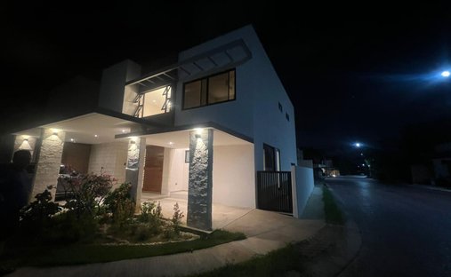 House in Alfredo V. Bonfil, Quintana Roo, Mexico 1