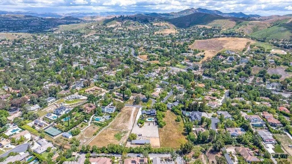 House in Thousand Oaks, California, United States 3 - 17712381