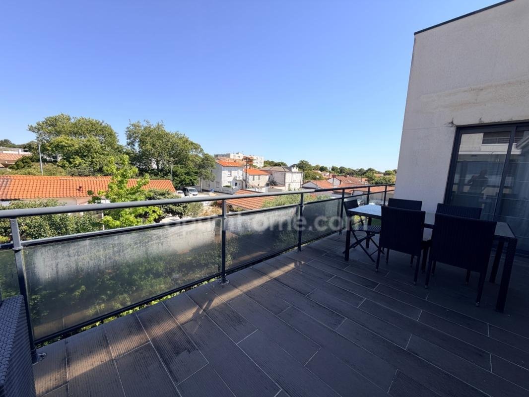 Apartment in Port Neuf, La Rochelle, France 1 - 18360344