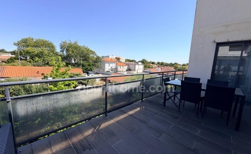 Apartment in Port Neuf, La Rochelle, France 1