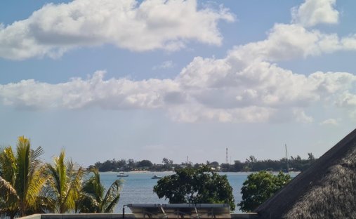 Townhouse in Black River, Rivière Noire District, Mauritius 1