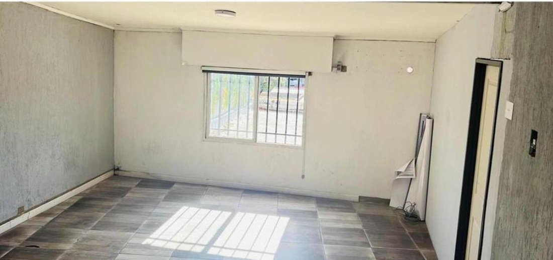 Apartment in Haedo, Buenos Aires Province, Argentina 5 - 18627048