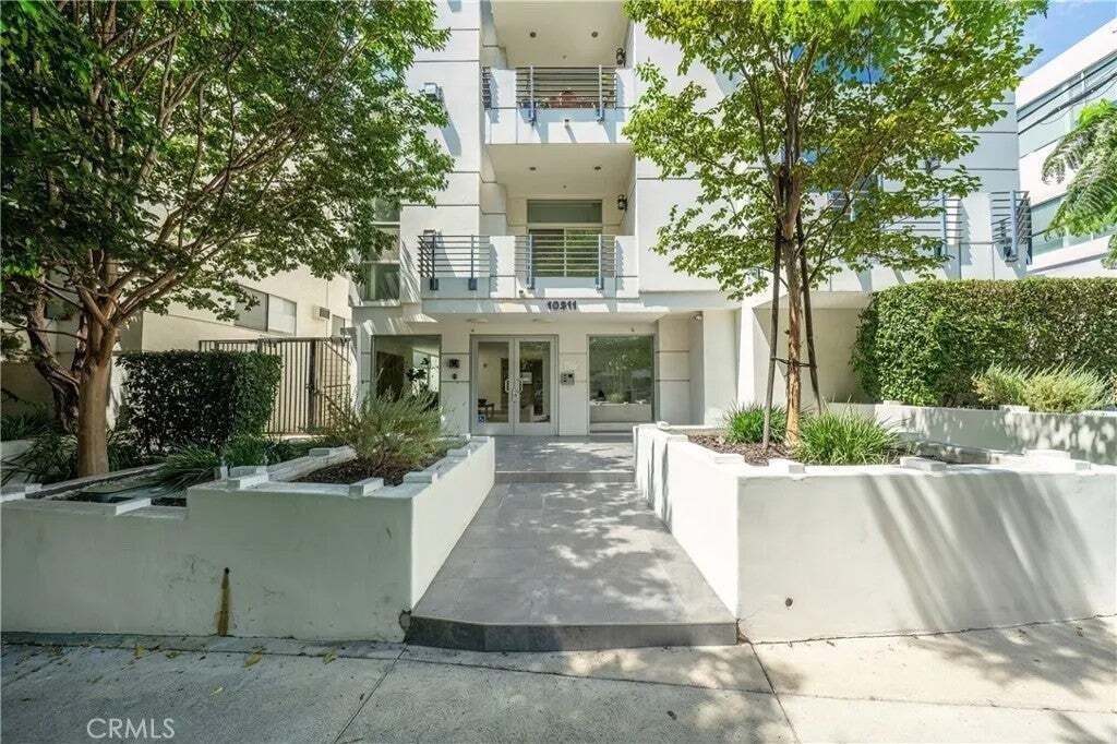 Condo in Los Angeles, California, United States 1 - 18629203