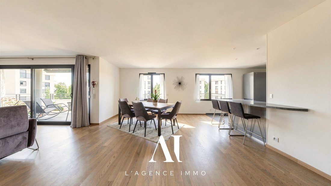 Apartment in Ouest, Saint-Genis-Pouilly, France 5 - 18630551