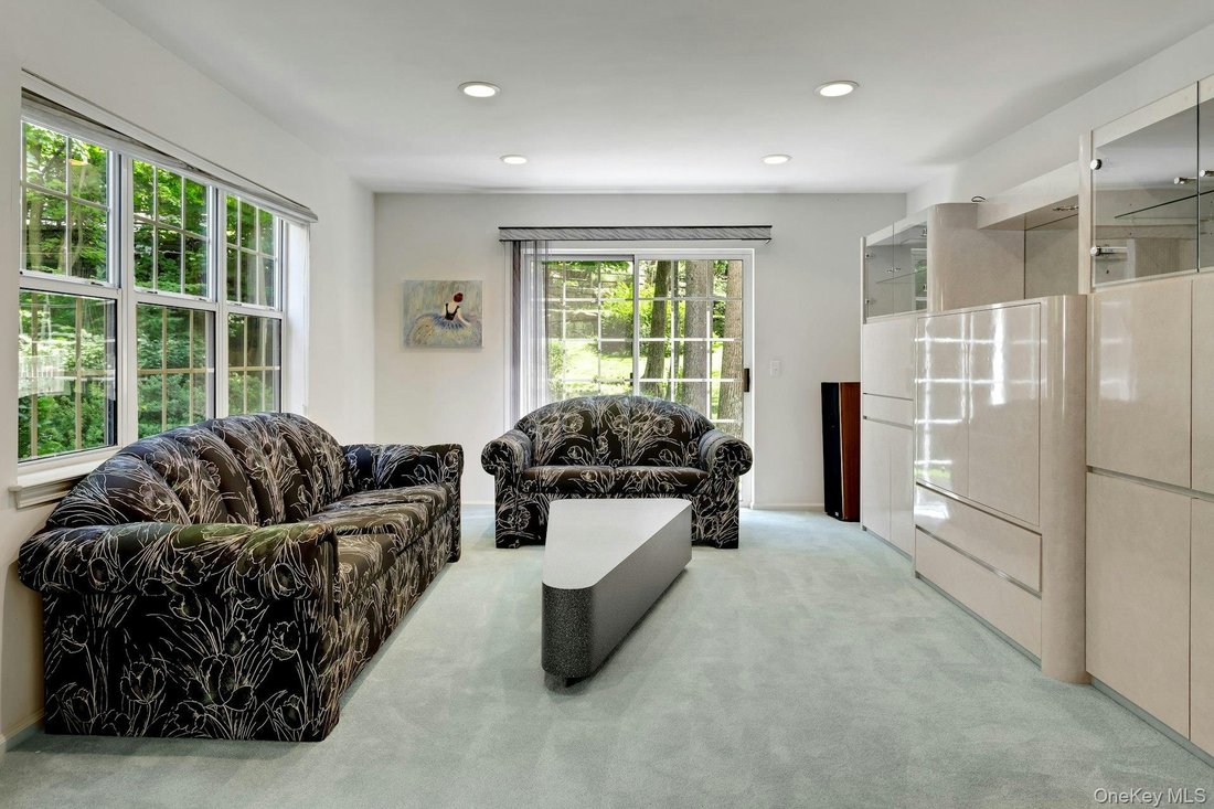 House in Yonkers, New York, United States 3 - 18629605
