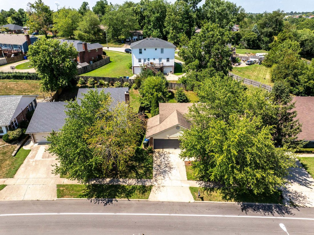 Apartment in Lexington, Kentucky, United States 2 - 18628692