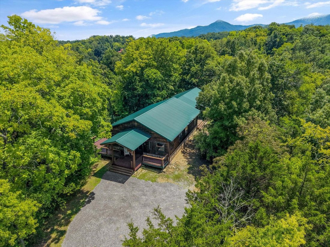 House in Dandridge, Tennessee, United States 1 - 17501951