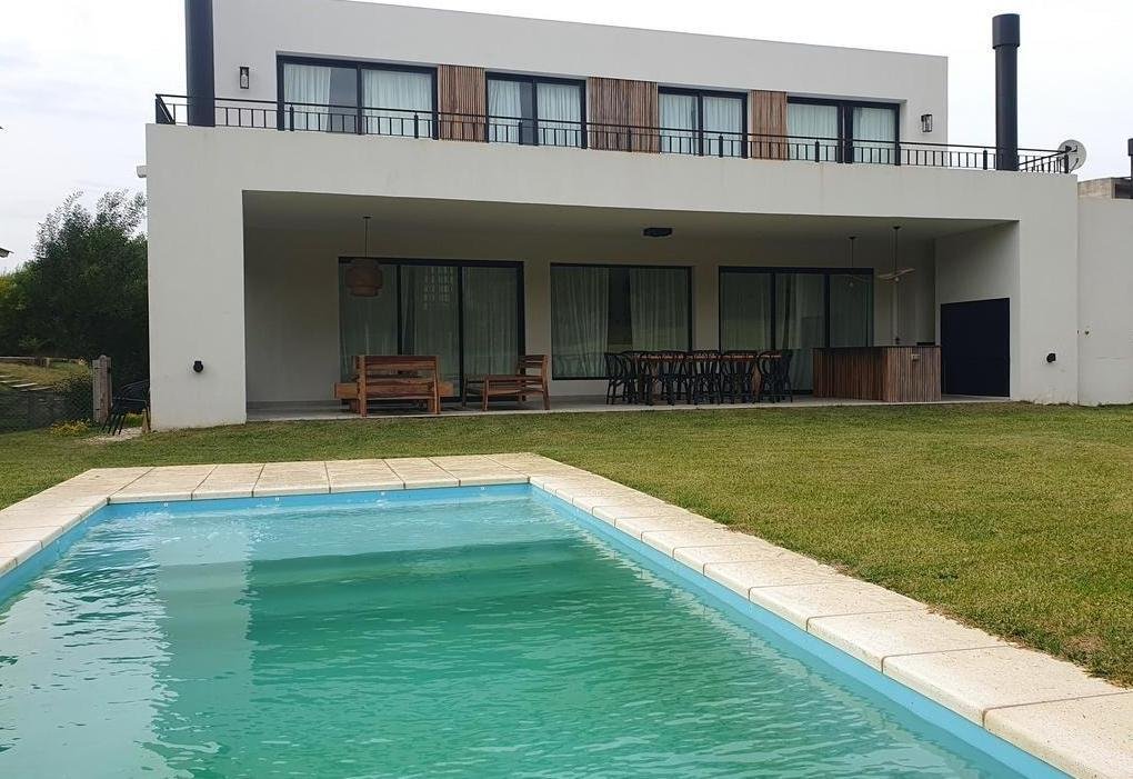 House in Pinamar, Buenos Aires Province, Argentina 1 - 18627027