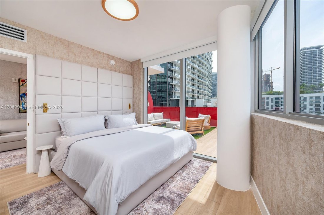 Condo in Miami, Florida, United States 4 - 18629695
