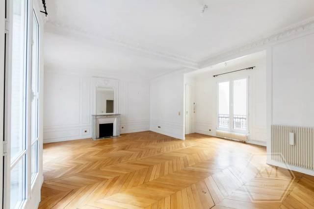 Apartment in Pereire-Malesherbes, Paris 17e Arrondissement, Paris 3 - 18040851