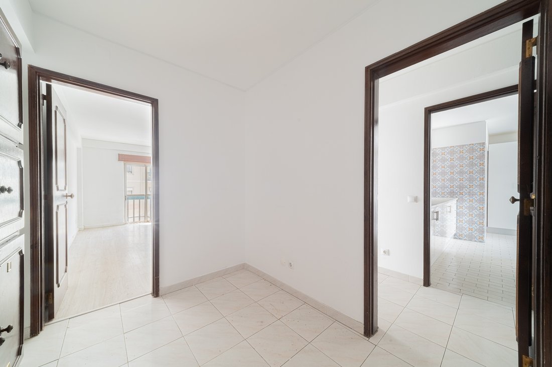 Apartment in Arroios, Lisbon, Portugal 4 - 17575149