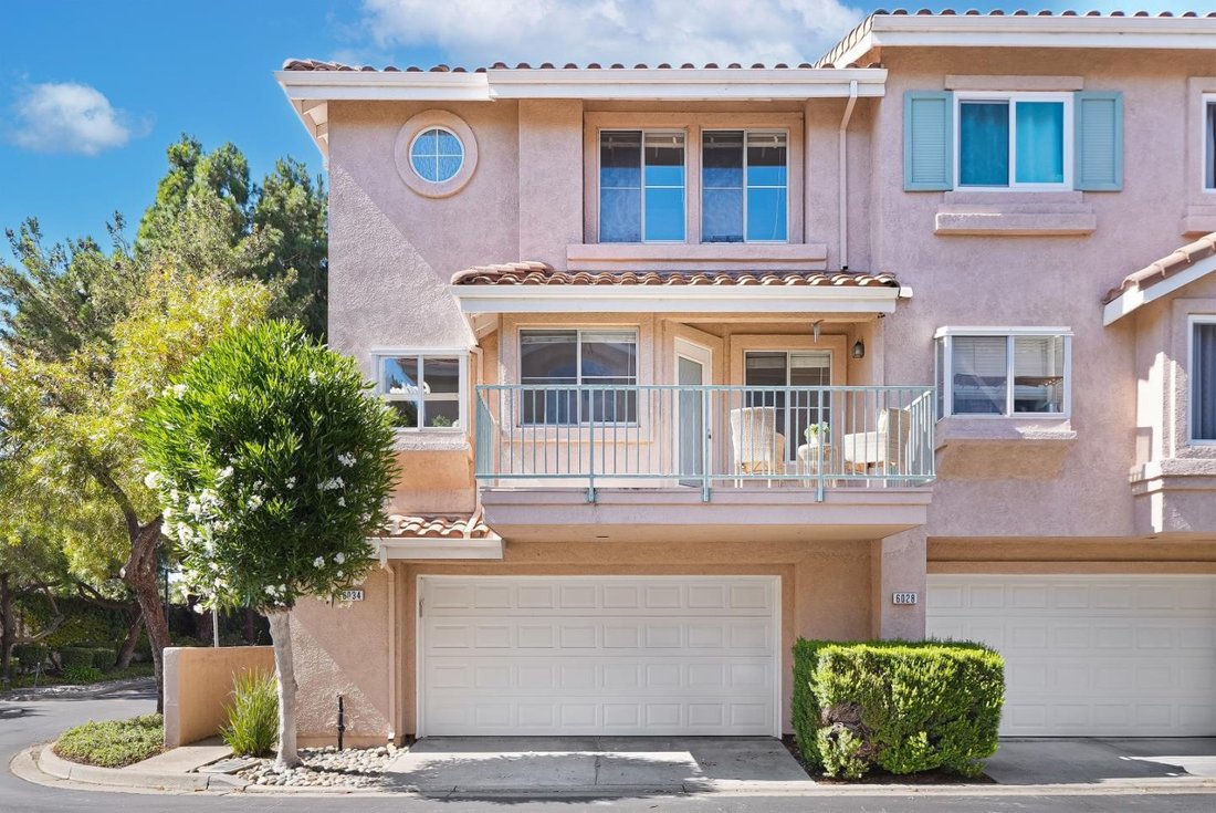 Townhouse in Newark, California, United States 3 - 18629459