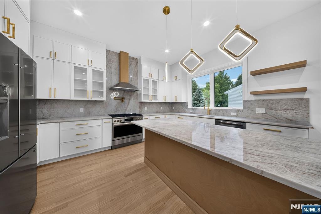 House in Emerson, New Jersey, United States 4 - 18627396