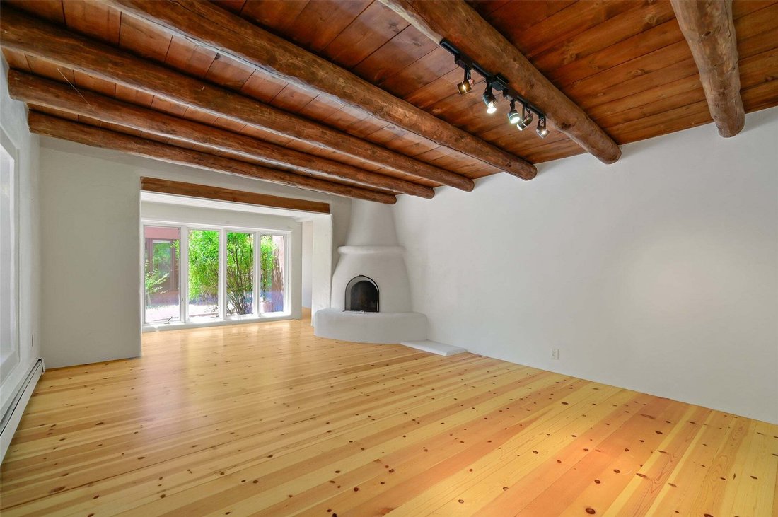 House in Lamy, New Mexico, United States 2 - 18628357
