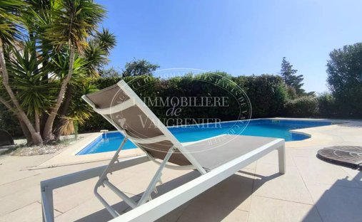Villa in Route de Grasse, Villeneuve-Loubet, France 1