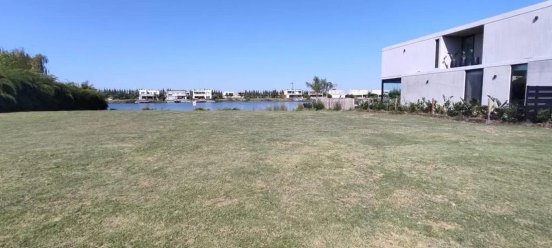 Land in Tigre, Buenos Aires Province, Argentina 5 - 18626114