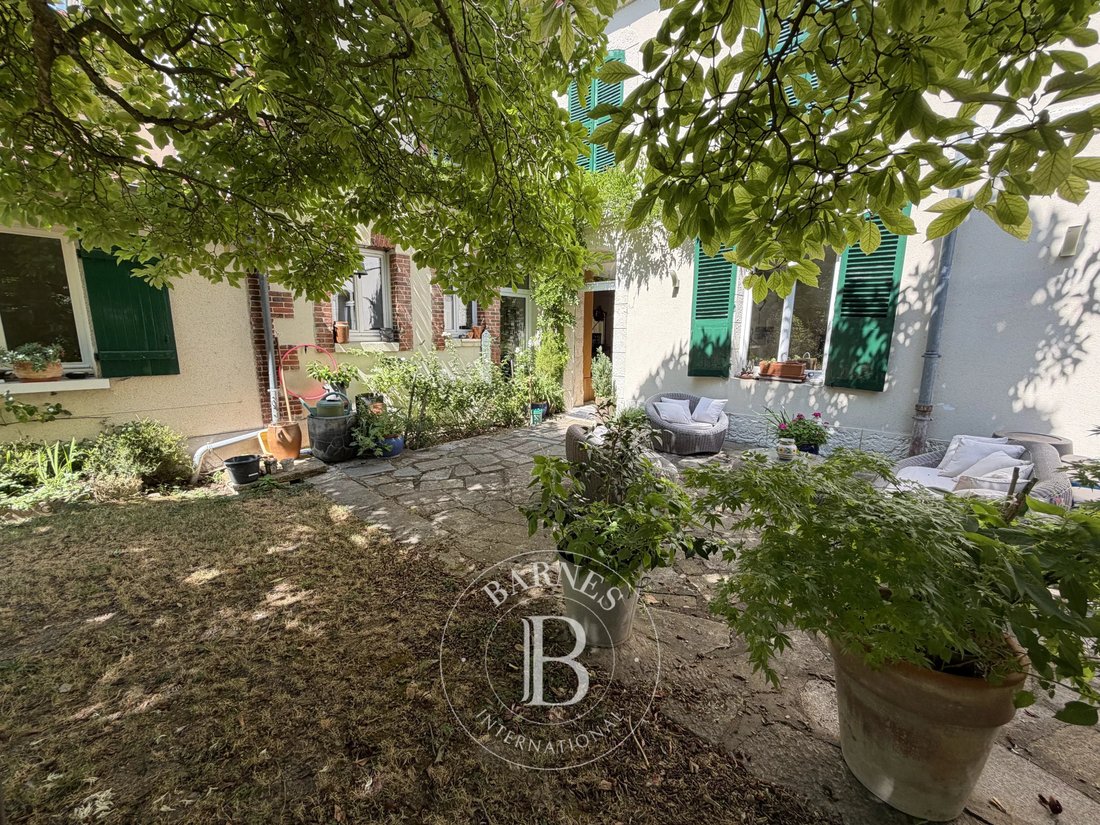 Townhouse in Bourges, Centre-Val de Loire, France 5 - 18626888