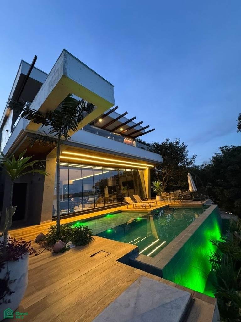 Townhouse in Hernandarias, Alto Paraná Department, Paraguay 1 - 18425600