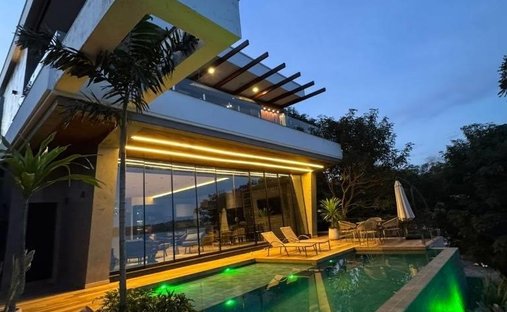 Residenza a Hernandarias, Dipartimento dell'Alto Paraná, Paraguay 1