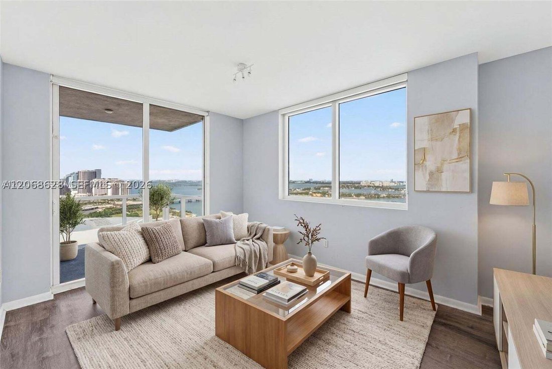 Condo in Miami, Florida, United States 4 - 18628375