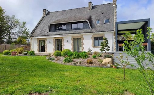 House in Zone Urbaine, Arradon, France 1