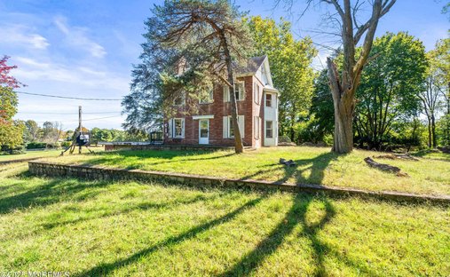 House in Tinton Falls, New Jersey, United States 1