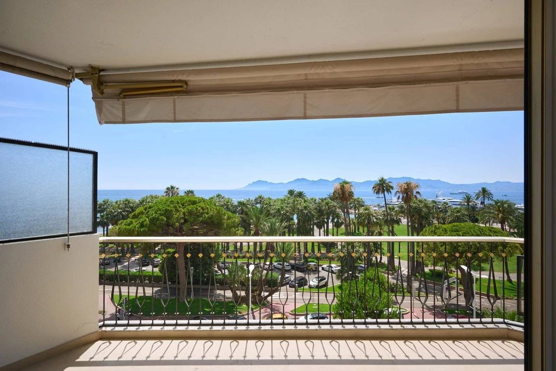 Apartment in Cannes, Provence-Alpes-Côte d'Azur, France 1 - 18352148