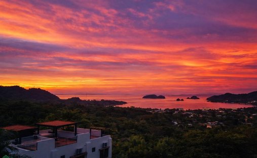 Condo in Sardinal District, Guanacaste Province, Costa Rica 1