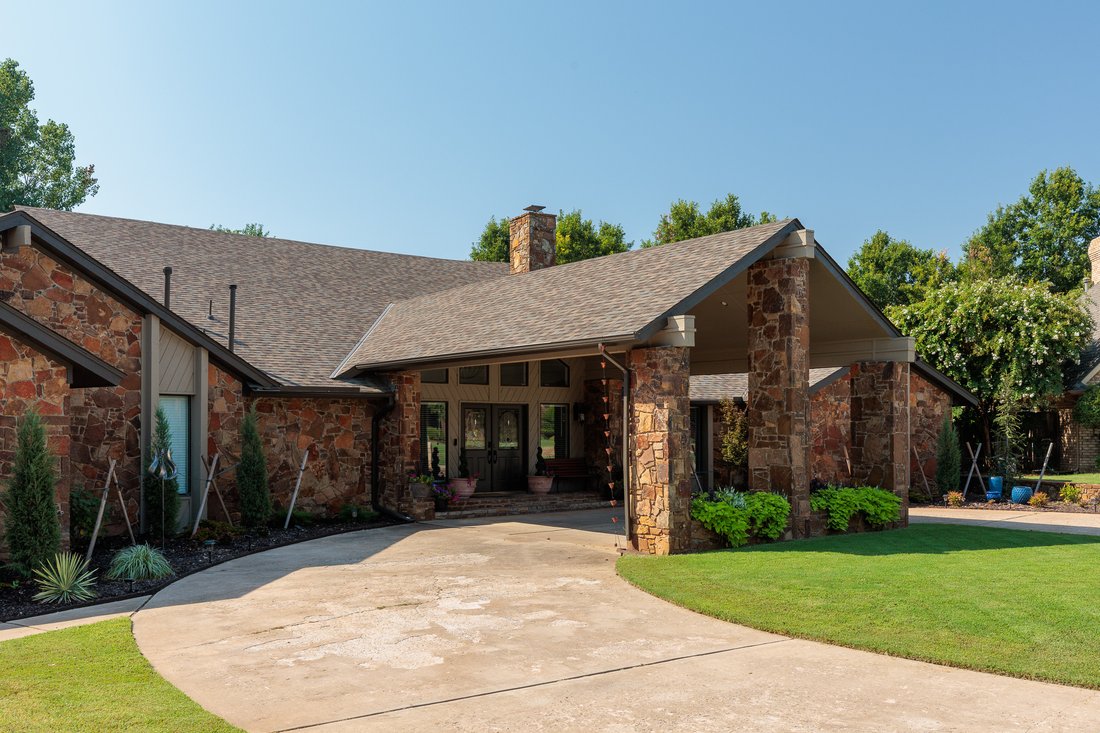 House in Yukon, Oklahoma, United States 2 - 18627263