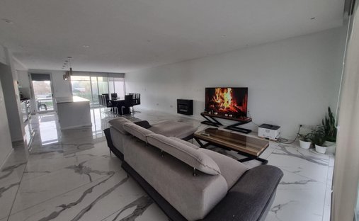 House in Arana, Buenos Aires Province, Argentina 1