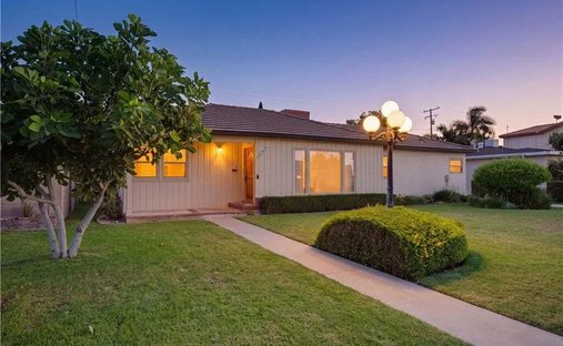 House in Downey, California, United States 1
