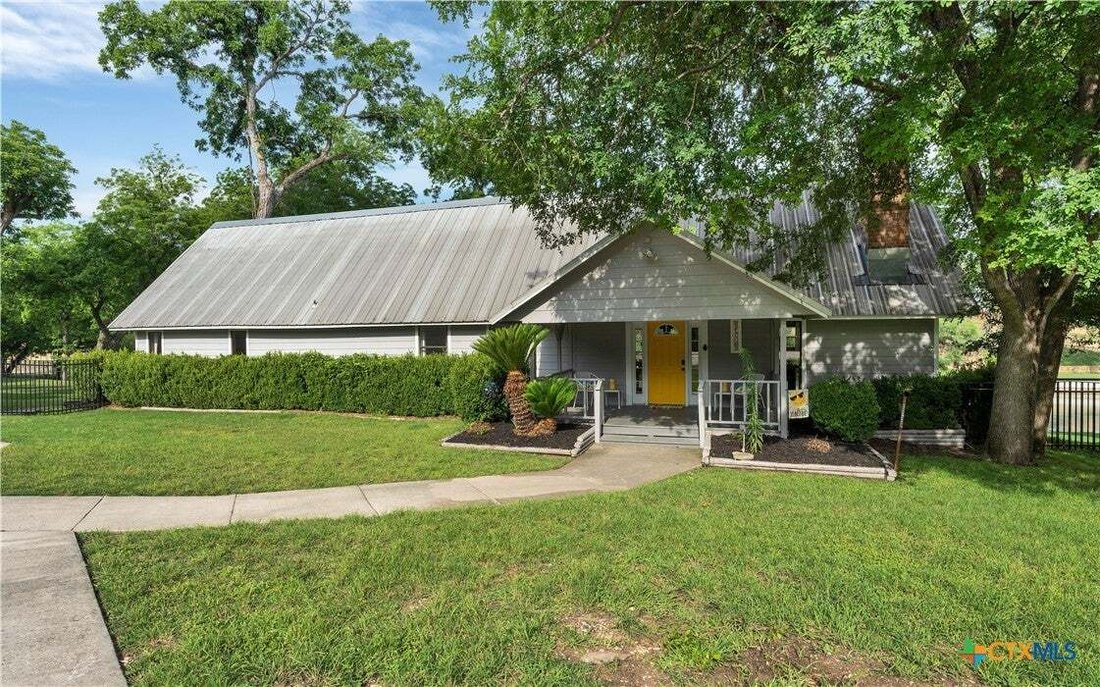 House in New Braunfels, Texas, United States 2 - 18629413