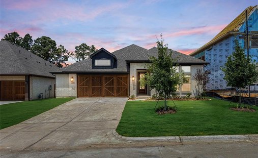 House in Bedford, Texas, United States 1