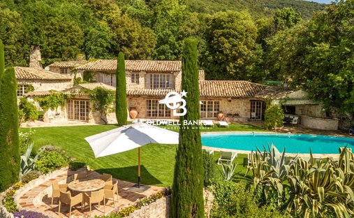 Villa in Tourrettes-sur-Loup, Provence-Alpes-Côte d'Azur, France 1