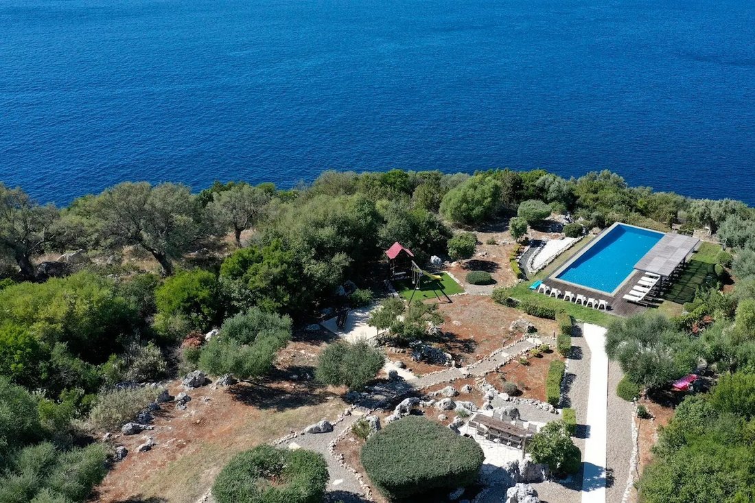 Villa in Marantoxoriou, Apollonioi, Greece 2 - 18626371