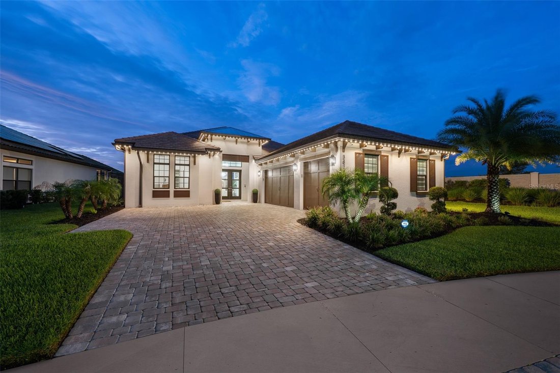 House in Zephyrhills, Florida, United States 2 - 18628957