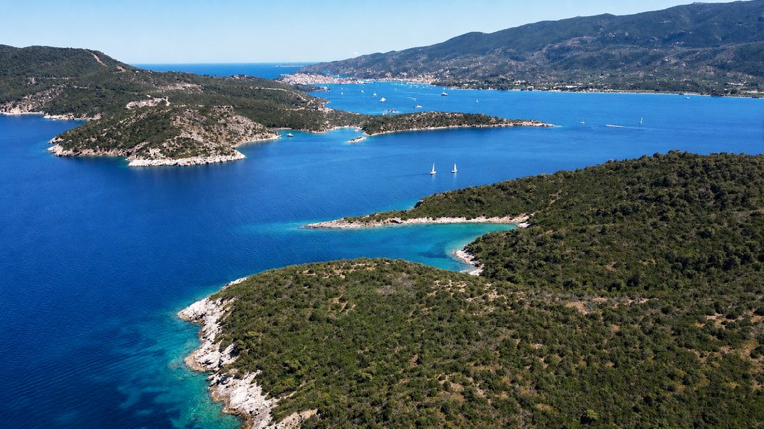Land in Troizinia, Attica, Greece 1 - 18626396