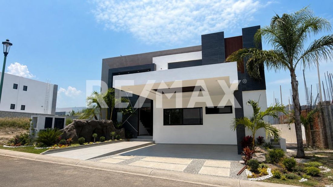 House in Lomas de Cocoyoc, Morelos, Mexico 2 - 18626365
