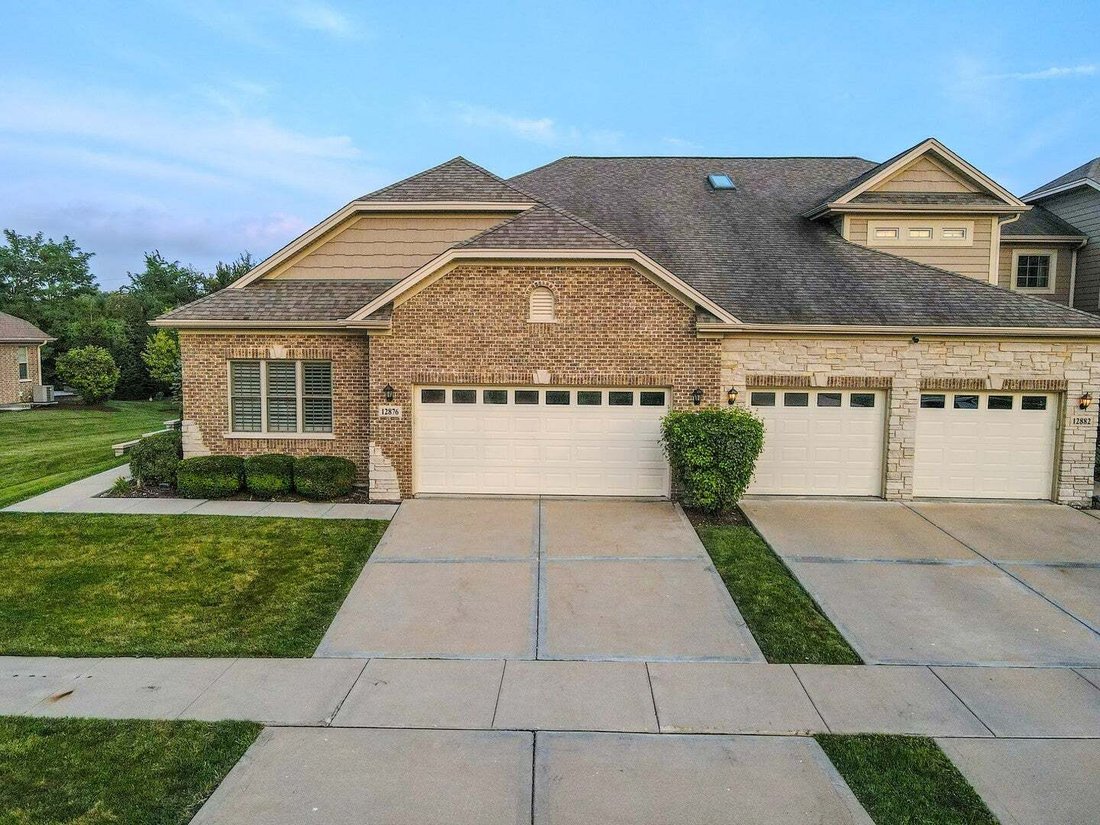 Townhouse in Lemont, Illinois, United States 2 - 18628601