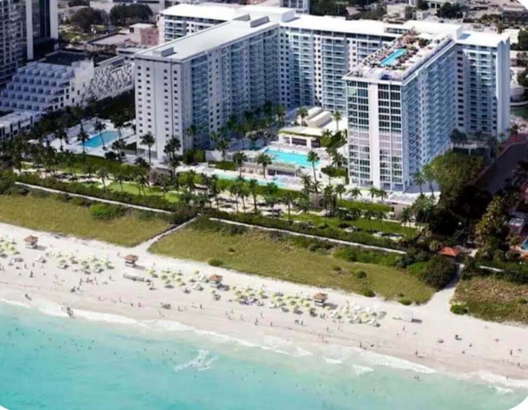 Condo in Miami Beach, Florida, United States 3 - 18628053
