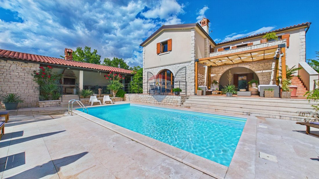 House in Cabrunici, Istria County, Croatia 1 - 18629679
