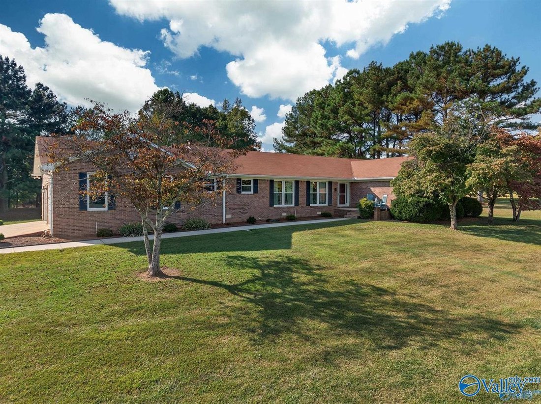 Farm Ranch in Hazel Green, Alabama, United States 2 - 18629412