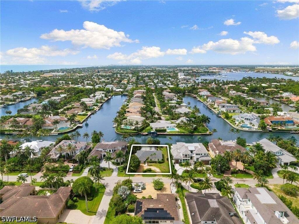House in Naples, Florida, United States 4 - 18629071