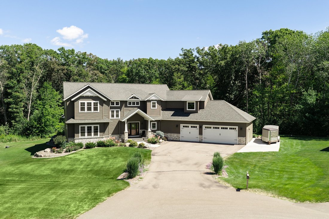 House in Chippewa Falls, Wisconsin, United States 1 - 18627862