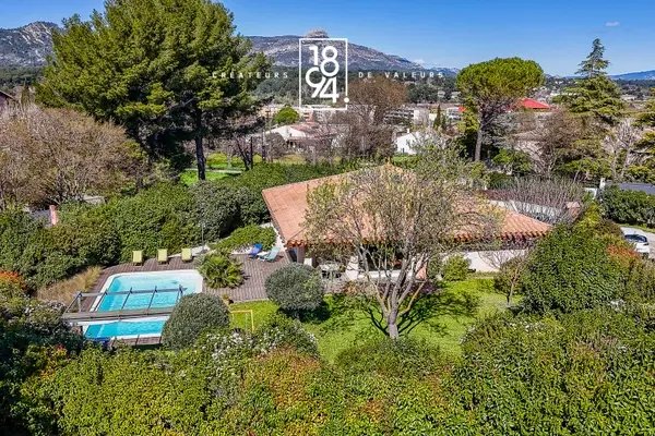 House in Ganteaume, Aubagne, France 1 - 17412096