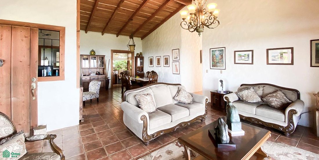 House in San Pedro de Poás, Guanacaste Province, Costa Rica 1 - 17101011