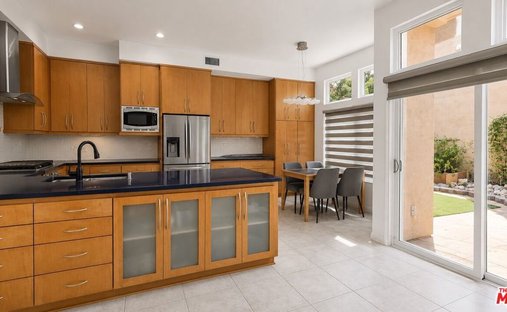 House in Tustin, California, United States 1